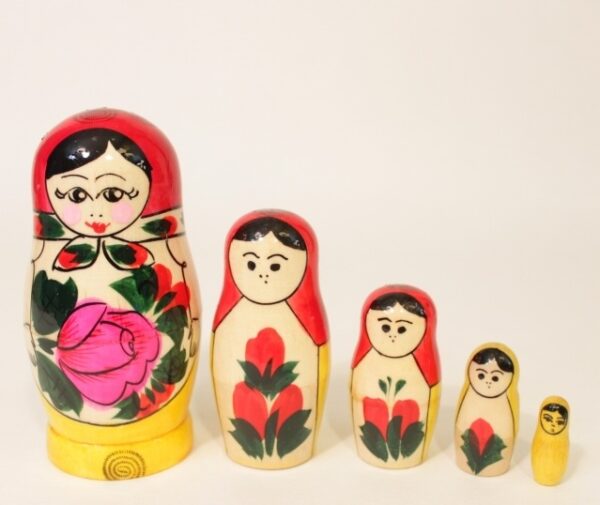 Матрешка традиционная 5 кукольная малая