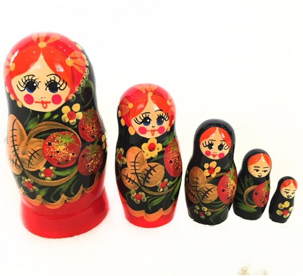 Матрешка Земляничка 5 кукольная
